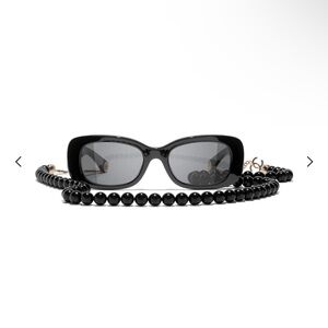 Black Sunglasses with Beaded Strap